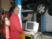 Picture of mechanic at the workshop